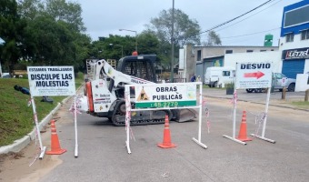 CONTINAN LOS ARREGLOS EN LAS CALLES ASFALTADAS